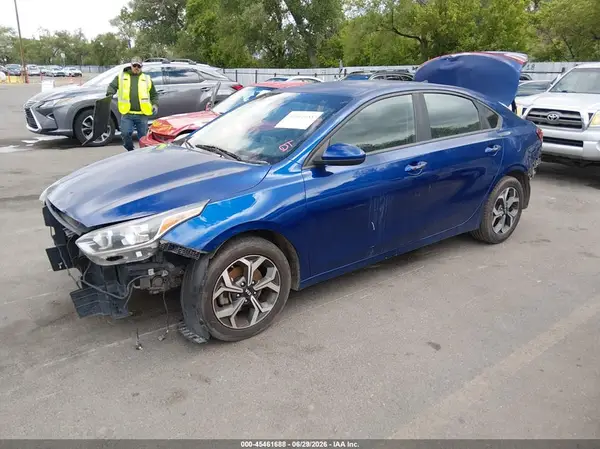 3KPF24AD1KE060540 2019 KIA FORTE - Image 2
