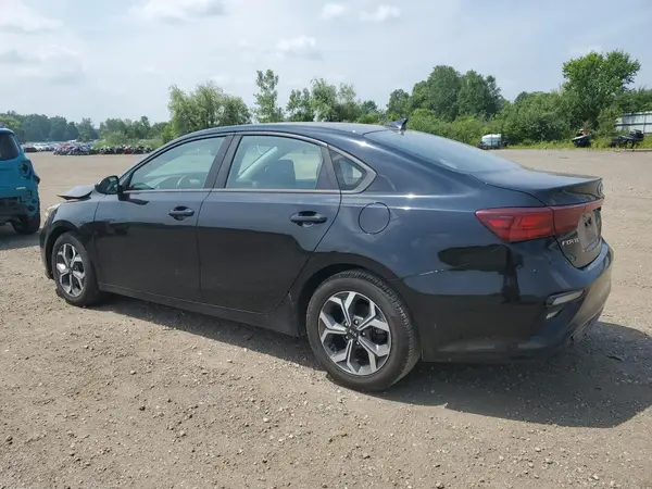 3KPF24AD1KE060666 2019 KIA FORTE - Image 2