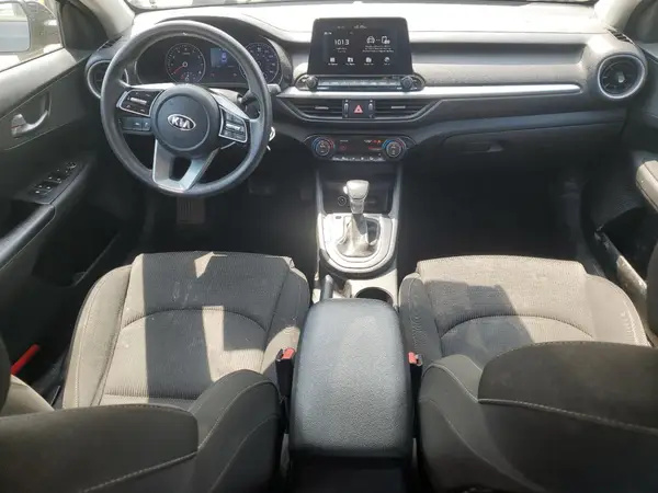 3KPF24AD1KE060666 2019 KIA FORTE - Image 8