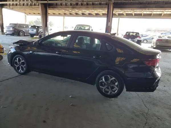 3KPF24AD1KE060828 2019 KIA FORTE - Image 2