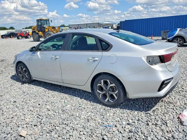 3KPF24AD1KE061851 2019 KIA FORTE - Image 2