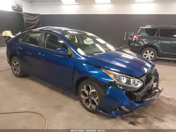3KPF24AD1KE061932 2019 KIA FORTE - Image 1
