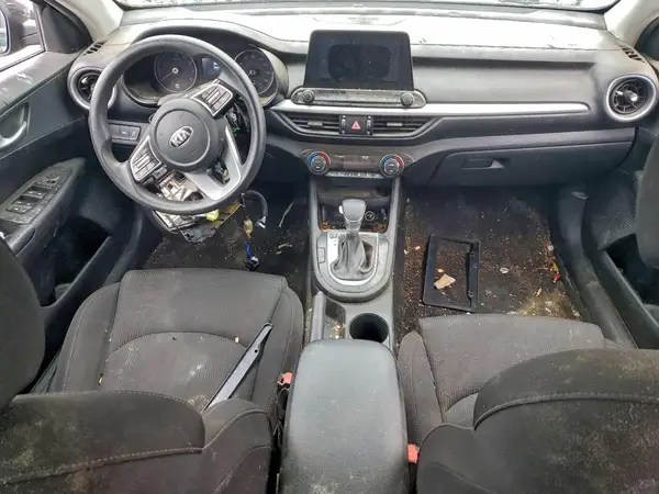 3KPF24AD1KE064801 2019 KIA FORTE - Image 8