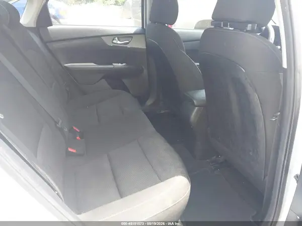 3KPF24AD1KE066161 2019 KIA FORTE - Image 8