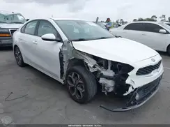 3KPF24AD1KE067472 2019 KIA FORTE