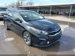 3KPF24AD1KE068184 2019 KIA FORTE