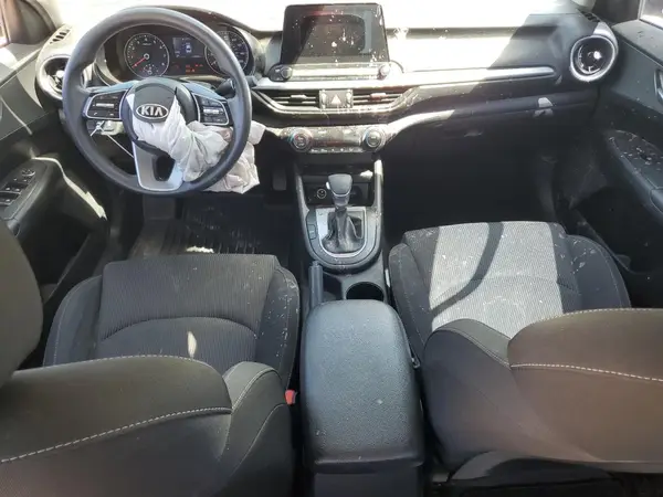 3KPF24AD1KE070825 2019 KIA FORTE - Image 8