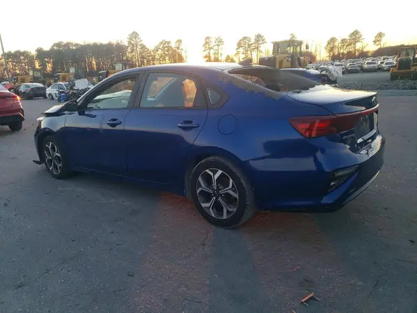 3KPF24AD1KE075118 2019 KIA FORTE - Image 2