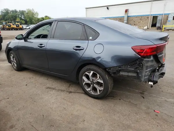 3KPF24AD1KE075457 2019 KIA FORTE - Image 2
