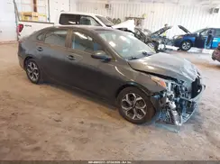 3KPF24AD1KE077077 2019 KIA FORTE