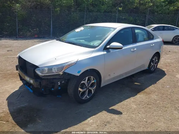 3KPF24AD1KE079508 2019 KIA FORTE - Image 2