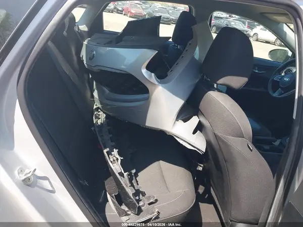 3KPF24AD1KE079508 2019 KIA FORTE - Image 8