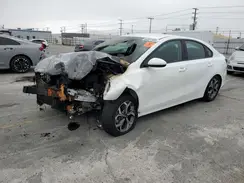 3KPF24AD1KE081596 2019 KIA FORTE
