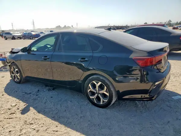 3KPF24AD1KE082523 2019 KIA FORTE - Image 2