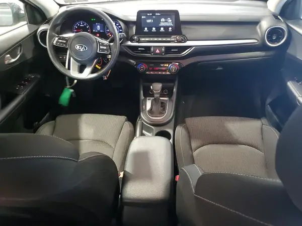 3KPF24AD1KE086393 2019 KIA FORTE - Image 8