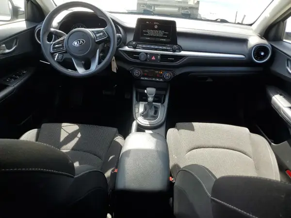 3KPF24AD1KE087074 2019 KIA FORTE - Image 8