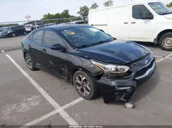 3KPF24AD1KE088869 2019 KIA FORTE