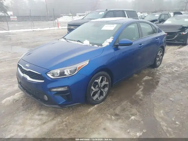 3KPF24AD1KE089360 2019 KIA FORTE - Image 2