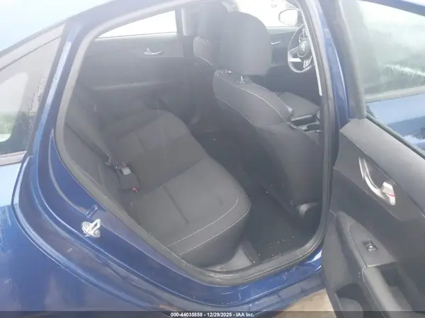 3KPF24AD1KE089360 2019 KIA FORTE - Image 8