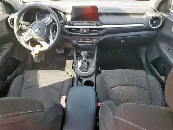 3KPF24AD1KE092727 2019 KIA FORTE - Image 8