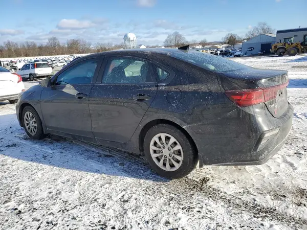 3KPF24AD1KE093067 2019 KIA FORTE - Image 2