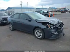 3KPF24AD1KE093909 2019 KIA FORTE