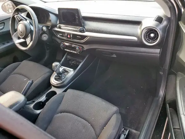 3KPF24AD1KE095207 2019 KIA FORTE - Image 8