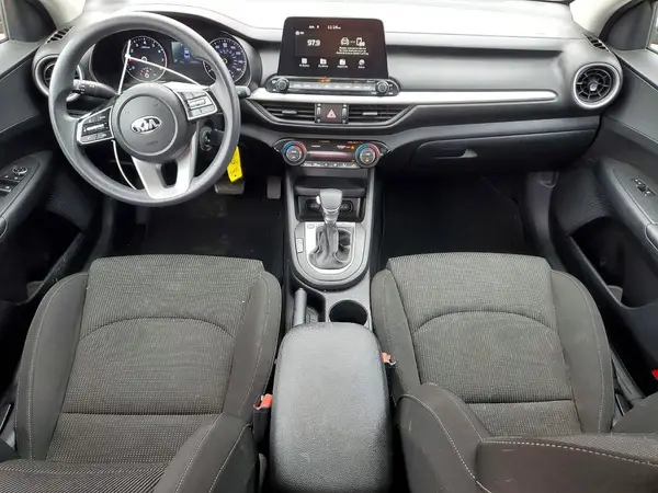 3KPF24AD1KE096390 2019 KIA FORTE - Image 8