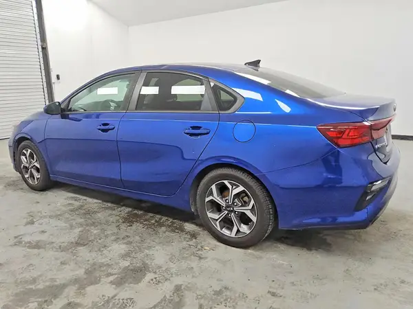 3KPF24AD1KE096535 2019 KIA FORTE - Image 2