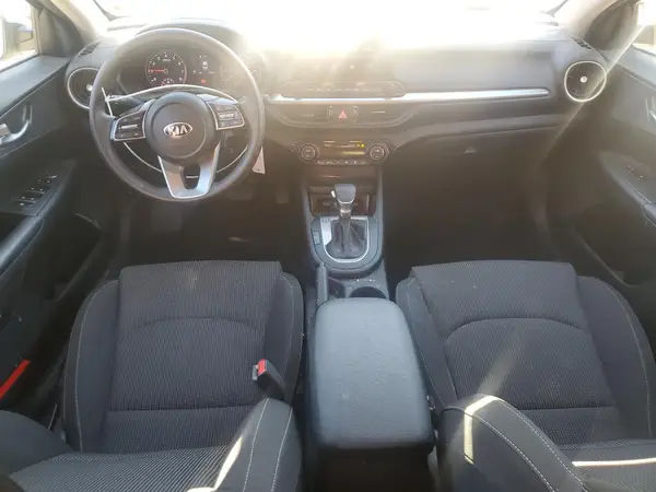 3KPF24AD1KE097300 2019 KIA FORTE - Image 8