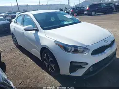 3KPF24AD1KE098981 2019 KIA FORTE