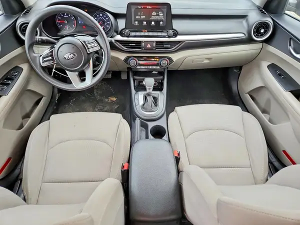 3KPF24AD1KE099922 2019 KIA FORTE - Image 8