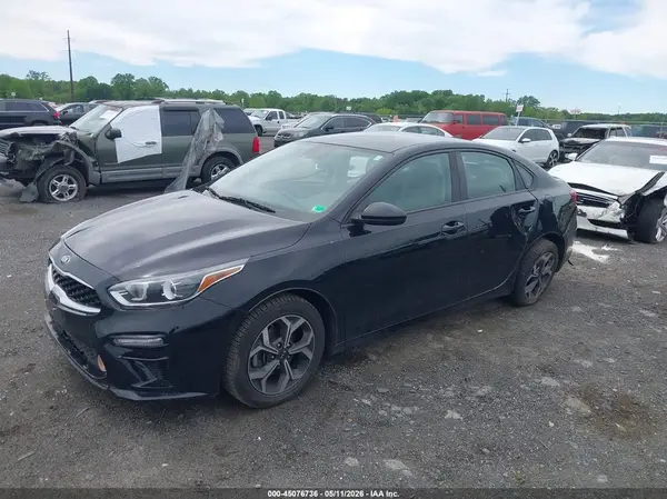 3KPF24AD1KE102401 2019 KIA FORTE - Image 2