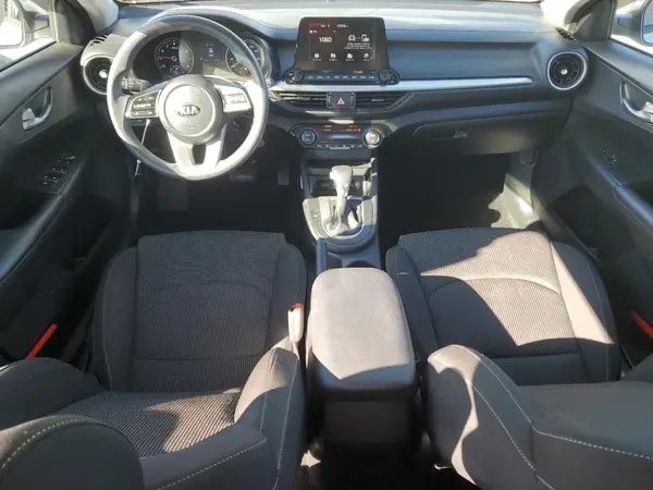 3KPF24AD1KE103273 2019 KIA FORTE - Image 8
