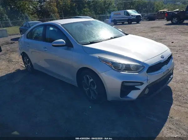 3KPF24AD1KE104391 2019 KIA FORTE - Image 1