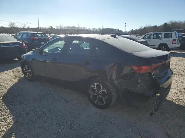 3KPF24AD1KE104777 2019 KIA FORTE - Image 2