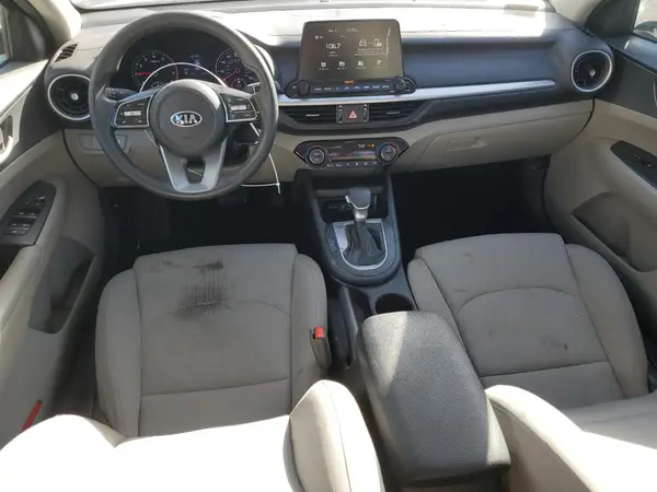 3KPF24AD1KE104777 2019 KIA FORTE - Image 8