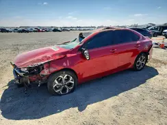 3KPF24AD1KE104956 2019 KIA FORTE