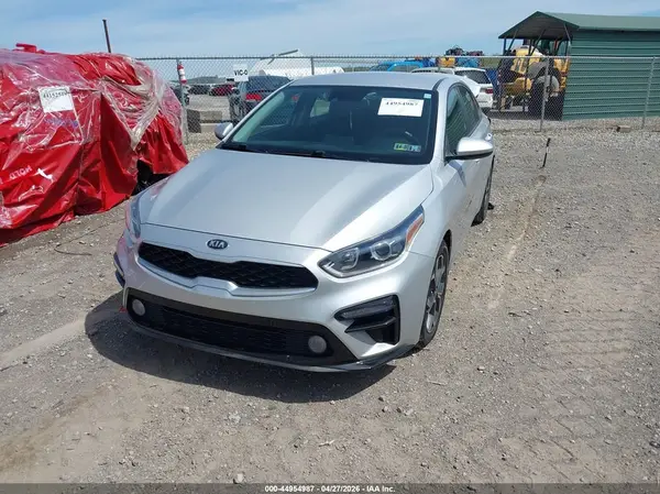3KPF24AD1KE106190 2019 KIA FORTE - Image 2