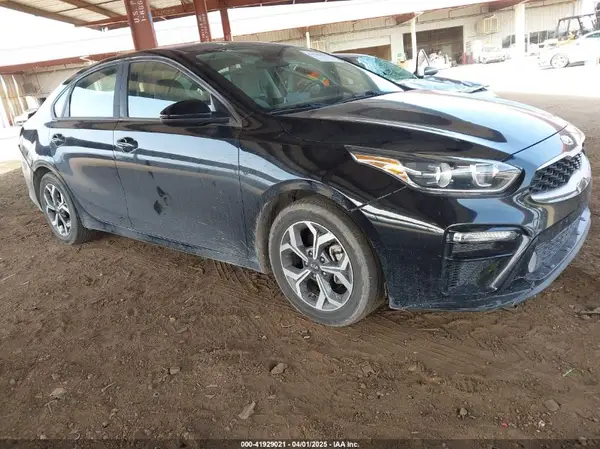 3KPF24AD1KE108361 2019 KIA FORTE - Image 1