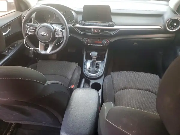 3KPF24AD1KE110286 2019 KIA FORTE - Image 8