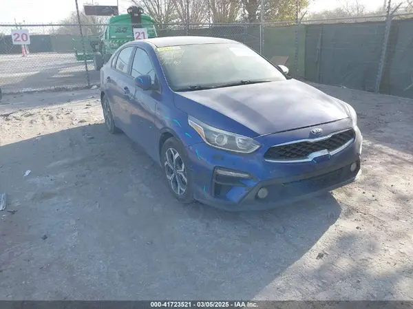 3KPF24AD1KE110742 2019 KIA FORTE - Image 1