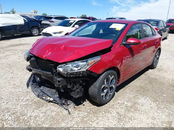 3KPF24AD1KE110885 2019 KIA FORTE - Image 2