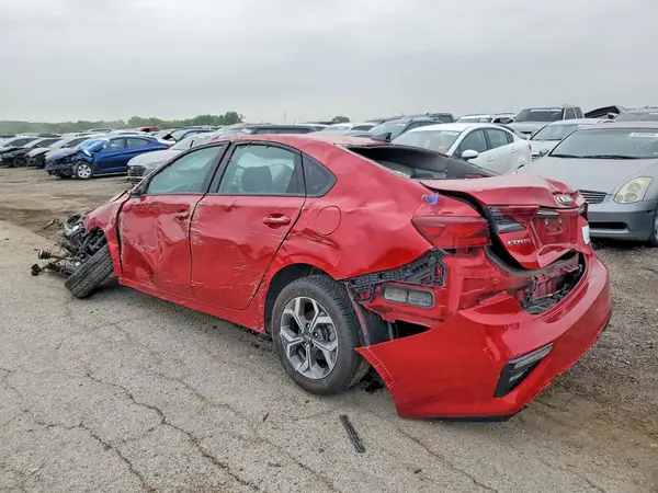 3KPF24AD1KE111292 2019 KIA FORTE - Image 2