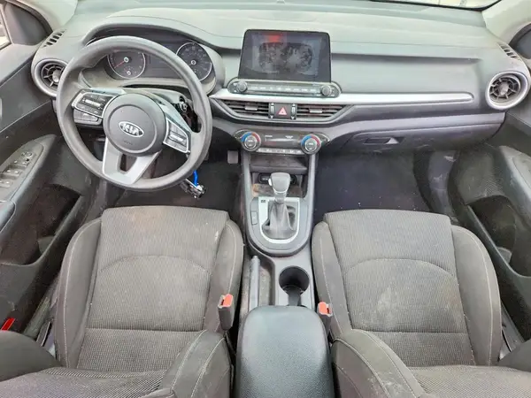 3KPF24AD1KE112281 2019 KIA FORTE - Image 8