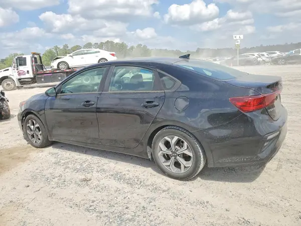 3KPF24AD1KE113186 2019 KIA FORTE - Image 2