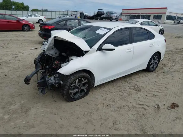 3KPF24AD1KE113611 2019 KIA FORTE - Image 2