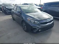 3KPF24AD1KE114578 2019 KIA FORTE