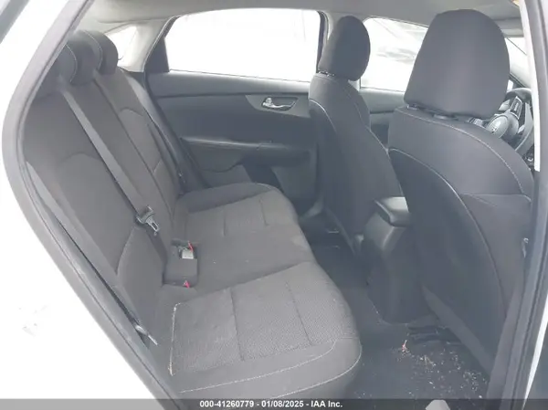 3KPF24AD1KE115410 2019 KIA FORTE - Image 8