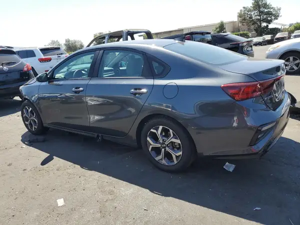 3KPF24AD1KE115956 2019 KIA FORTE - Image 2